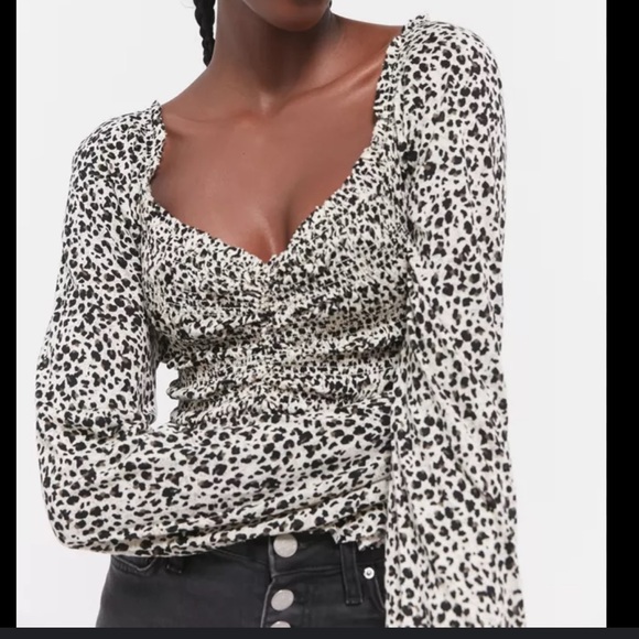 UO Shaina Rayon Ruched Long Sleeve Top - Picture 7 of 8